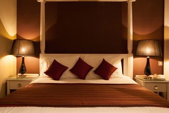 Gables Hotel