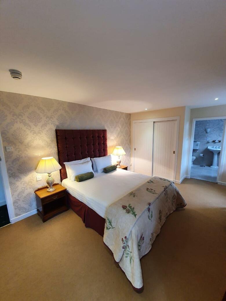 Taychreggan Hotel