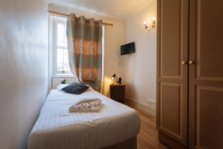 Whiteleaf Hotel