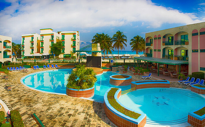 Hotel Los Delfines