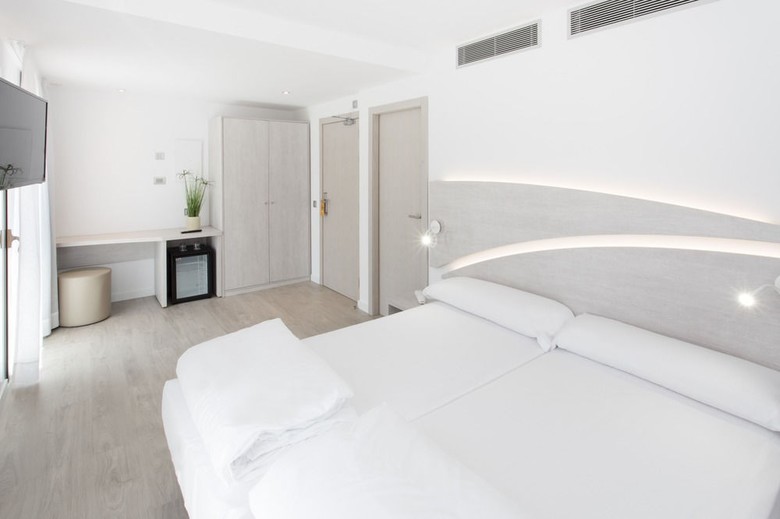 Hotel Som Llaut Boutique