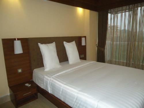 Neeshorgo Hotel & Resort