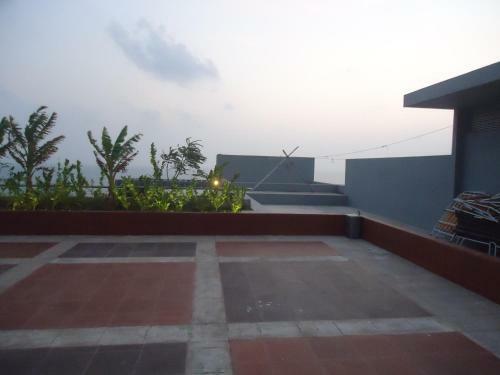 Neeshorgo Hotel & Resort