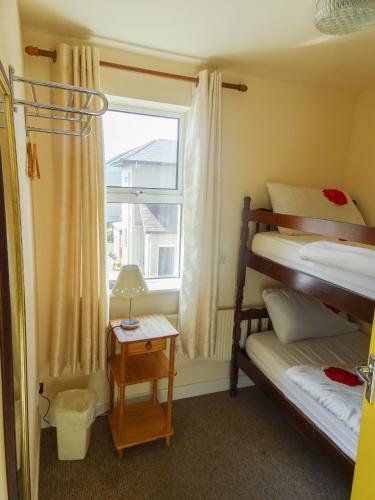 Bed & Breakfast Strandhill Lodge, Hostel & Surf