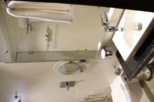 Hotel Larica Inn Rajarhat