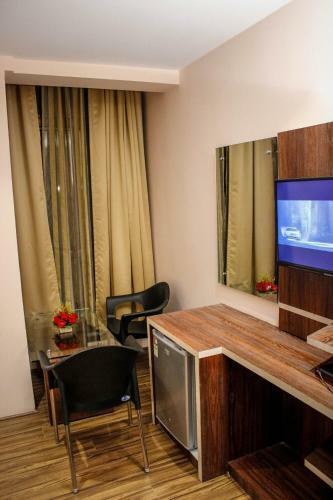 Hotel Larica Inn Rajarhat