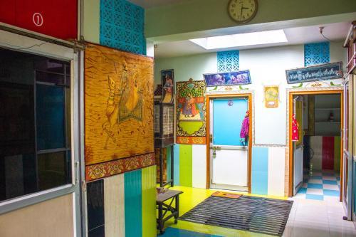 Bed & Breakfast Dylan Cafe And Guest House