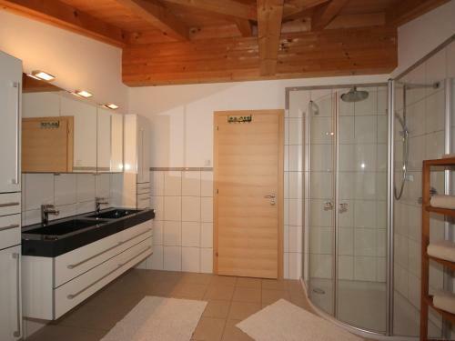Farm Stay F�gen 415