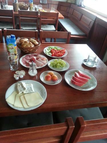 Hostal Penzion U Zem�nk?