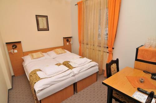Hotel M�nes