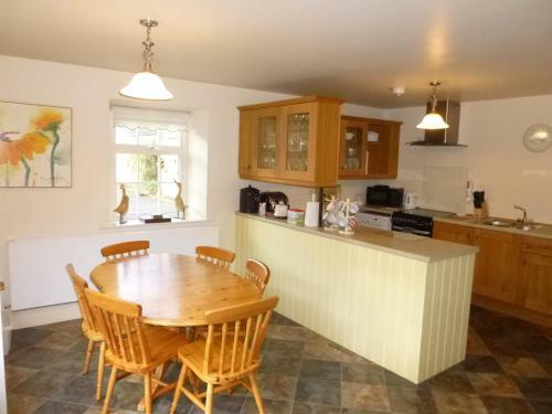 Hewenden Mill Cottages