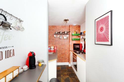 Parkside, Holyrood Park Apartment