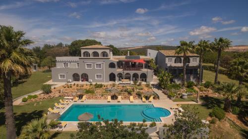 L�auberge Casa Do Monte