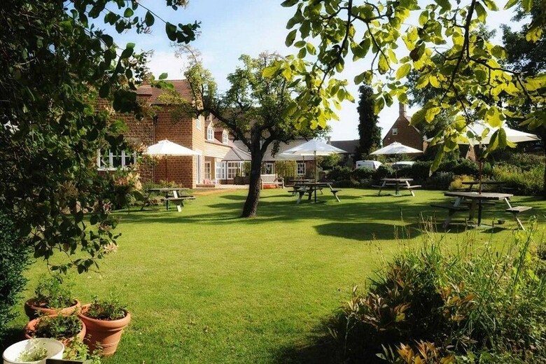 Posada The Howard Arms