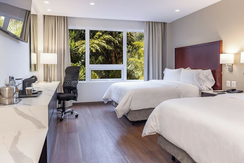Hotel Biltmore Express