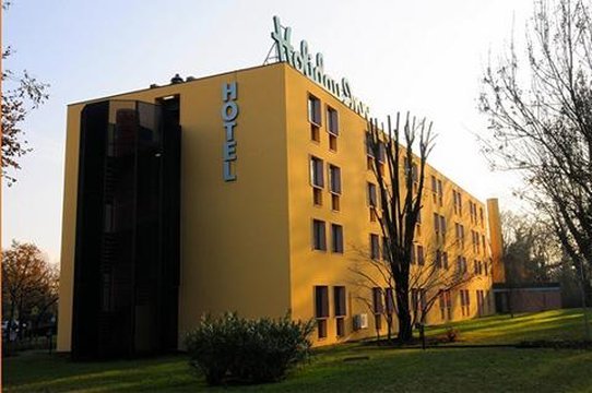 Hotel Holiday Inn Milano Linate Airport