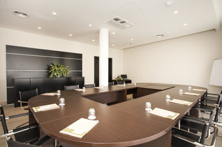 Hotel Golden Tulip Rome Airport