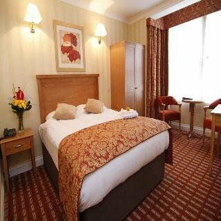 Castle Hotel