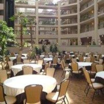 Hotel Embassy Suites Bellevue