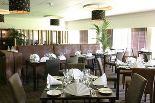 Crerar Eight Acres Hotel