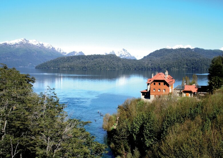 Correntoso Lake & River Hotel