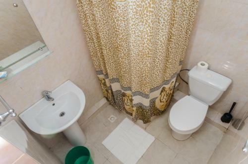 Hostal Guest House On Demokraticheskaya 62a