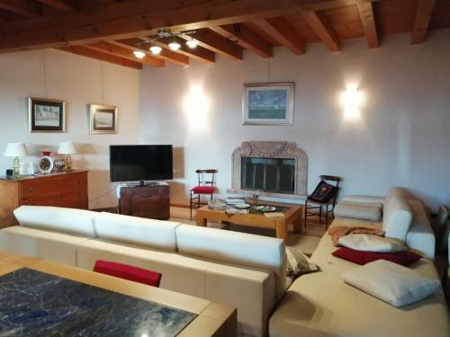 Villa D'epoca Sul Lago Di Garda Con Piscina Interna E Parco Con Laghetto