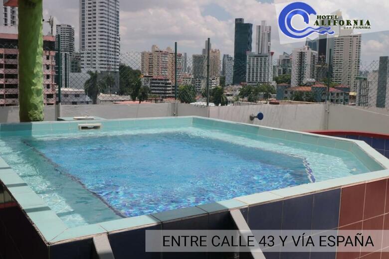 Hotel California Panama
