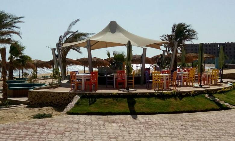 Hotel Royal Beach Resort