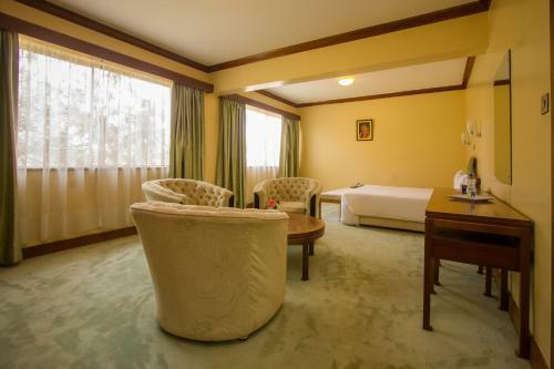Sirikwa Hotel