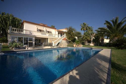 Villa Casa Nostres