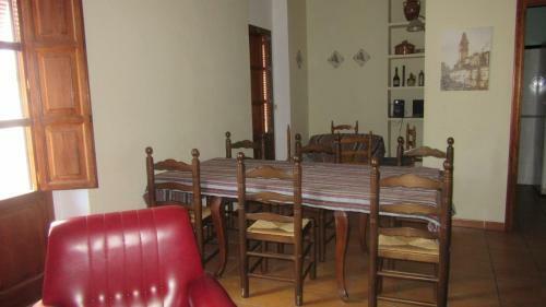 Hostal La Casa De La Vila