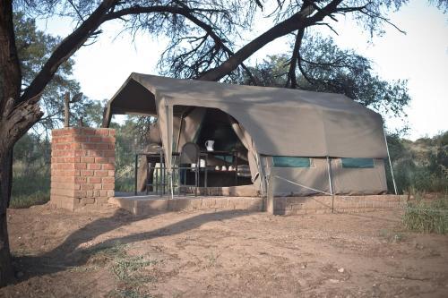 Sweet Thorn Retreat Airport Lodge
