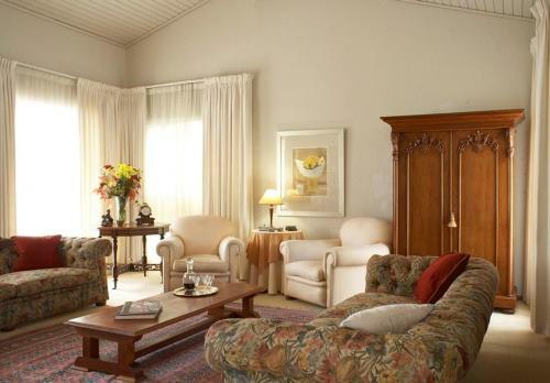 Hostal Leonora At Welgemoed Manor