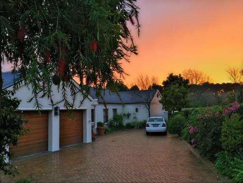 Bed & Breakfast River Lodge