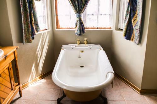 Hostal Van Dykshuis Guest House
