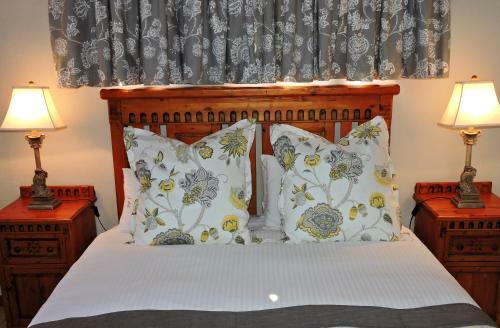 Hostal Van Dykshuis Guest House