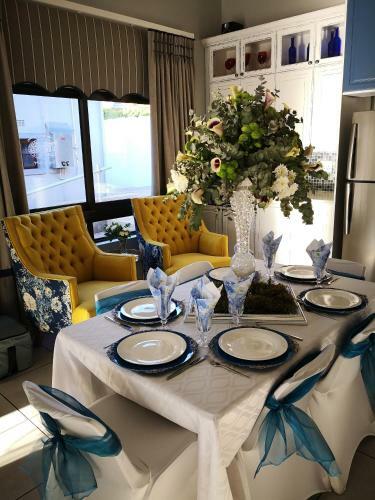 Hostal Van Dykshuis Guest House