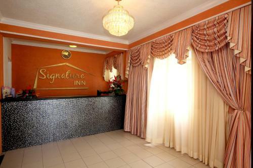 Hotel Signature Inn