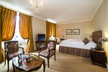 Hotel Des Trois Couronnes