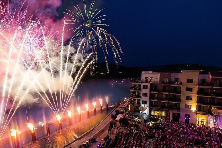 Hotel Hilton Promenade At Branson Landing