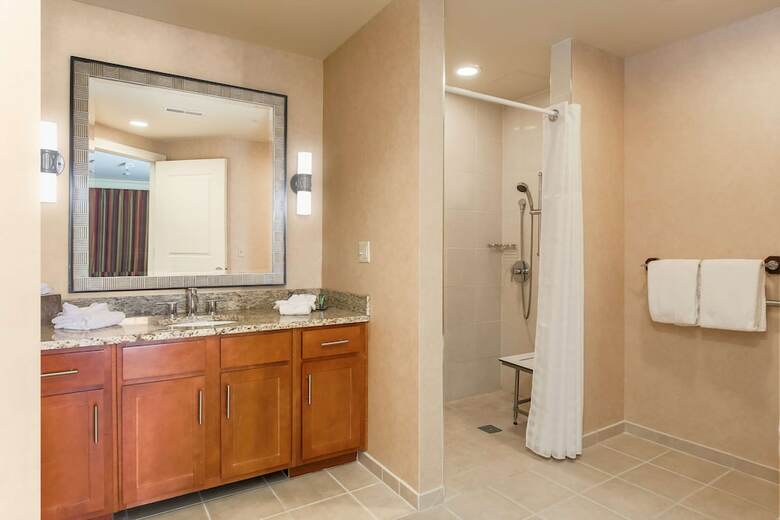 Hotel Hilton Promenade At Branson Landing