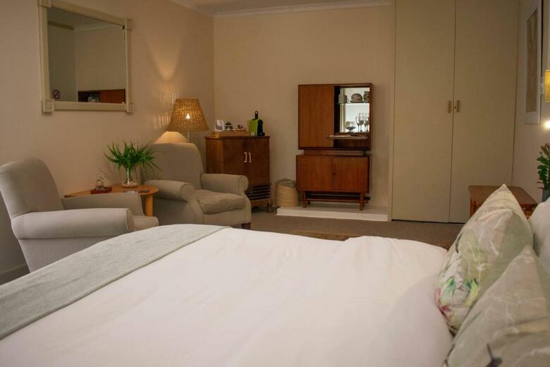 Hotel Five Seasons