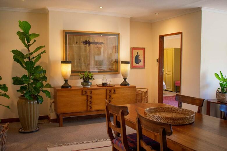 Hotel Five Seasons