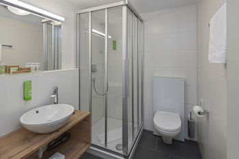 Schoenegg Swiss Q Chalet Hotel
