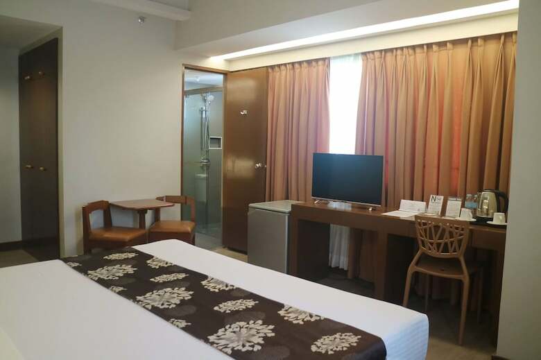 Hotel Palm Plaza