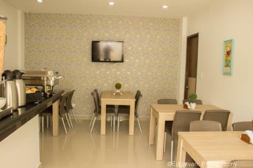 River City Hotel
