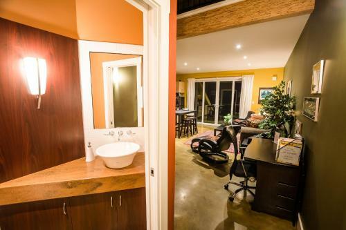 Hostal Crooked Tree Guest Suites