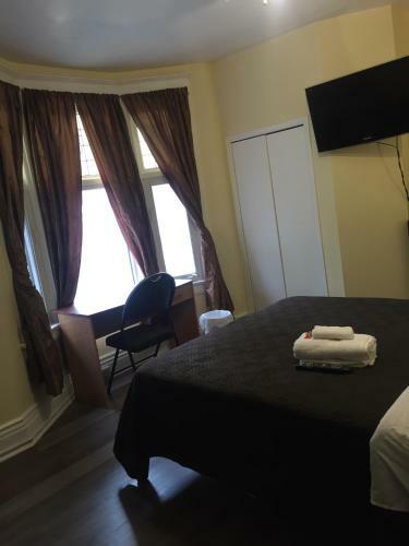 Hostal Mina's Guest House