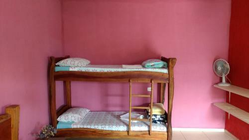 Hostal Pousada Lirio Do Vale